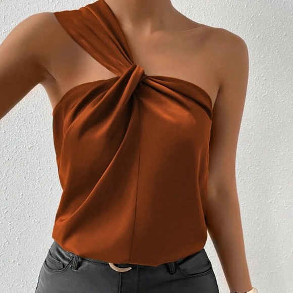 One Shoulder Solid Satin Blouse - Picture 9 of 9